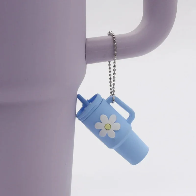 Mini Daisy Tumbler Keychain - Image 19