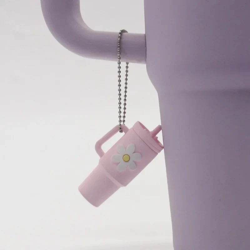 Mini Daisy Tumbler Keychain - Image 7