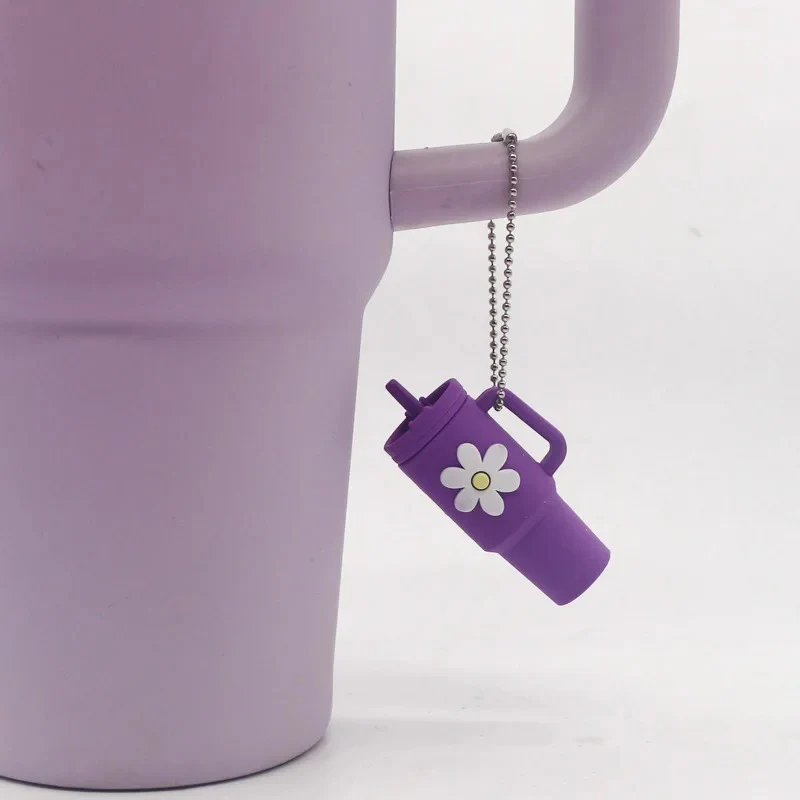 Mini Daisy Tumbler Keychain - Image 8