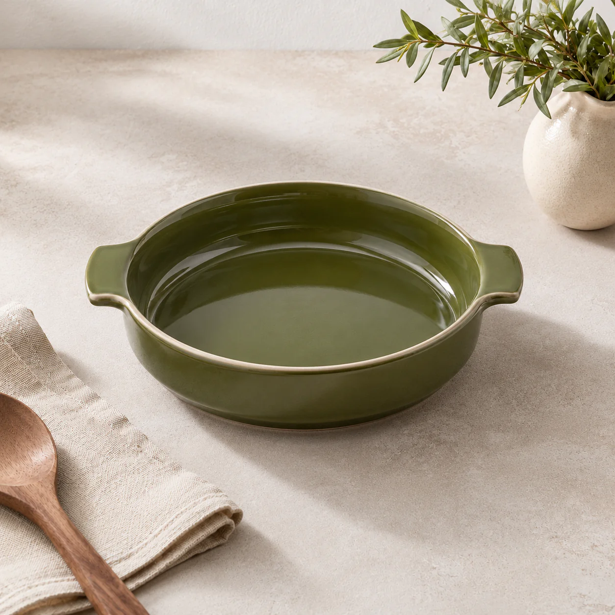 Round Oven Dish with Handles (12 inches) - Image 3